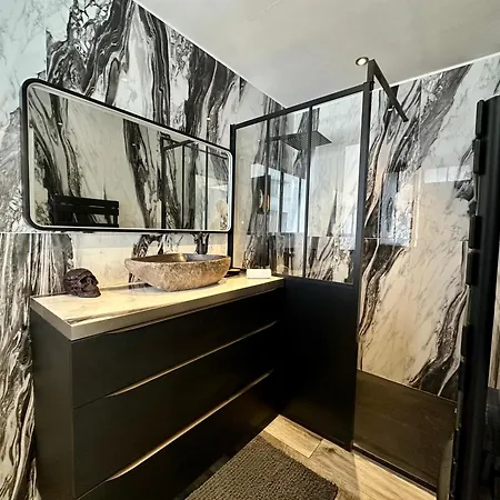 Le Patio Bleu Lejlighed *